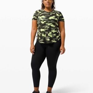 Lululemon UVP Run Short Sleeve Camo Top​​​​